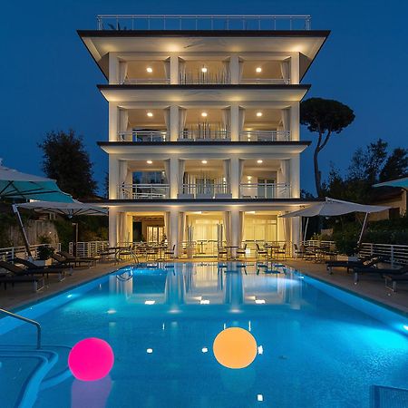 Hotel Central Park Marina di Pietrasanta Esterno foto