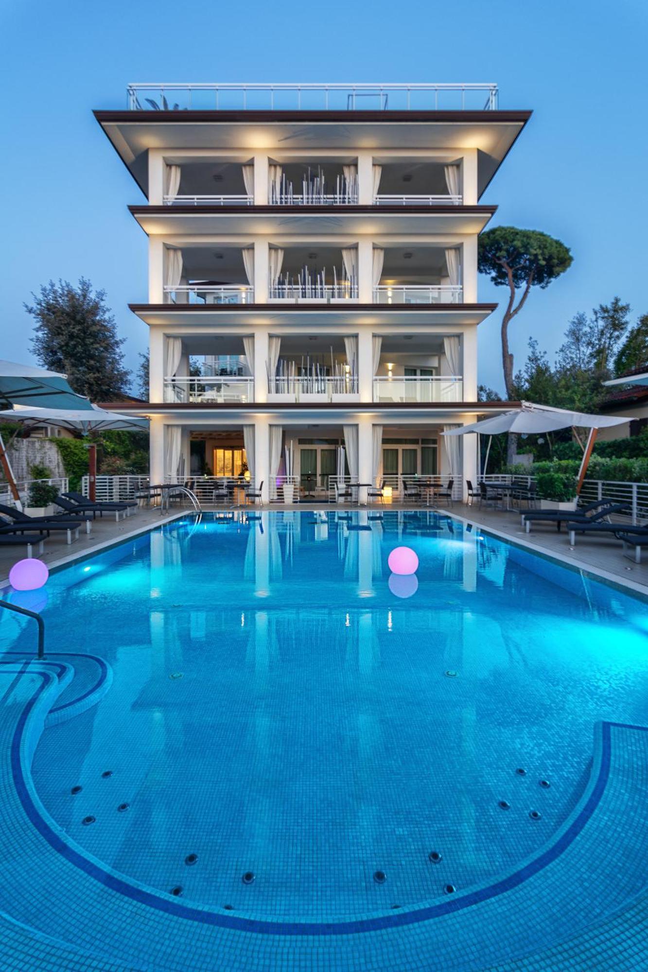 Hotel Central Park Marina di Pietrasanta Esterno foto