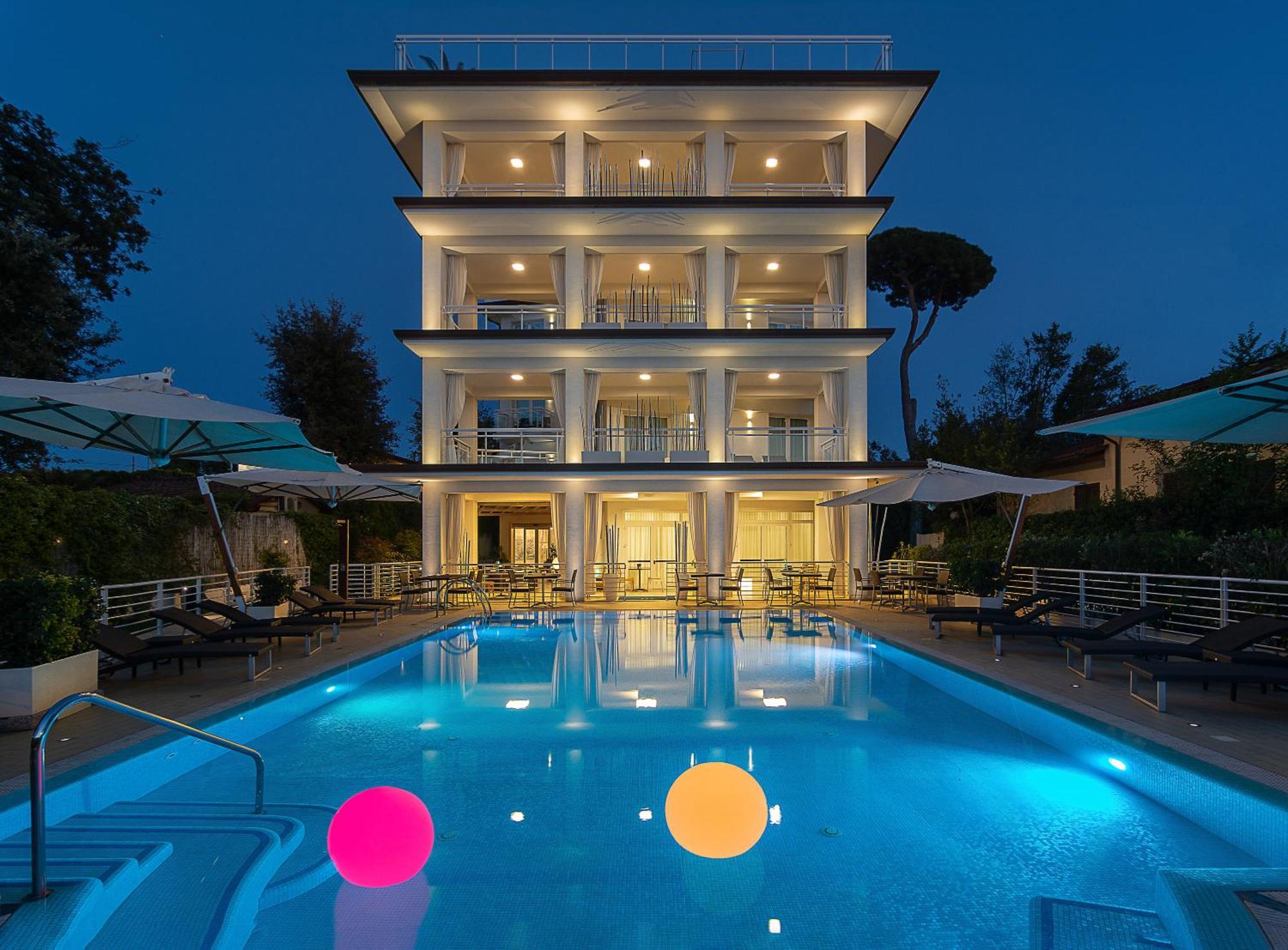 Hotel Central Park Marina di Pietrasanta Esterno foto
